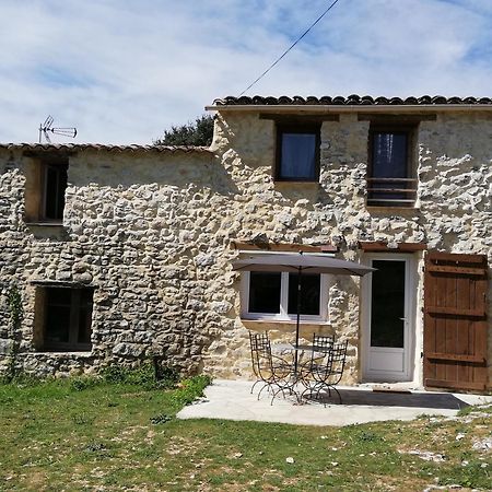 Studio Gard Calme Et Nature Russan Bagian luar foto
