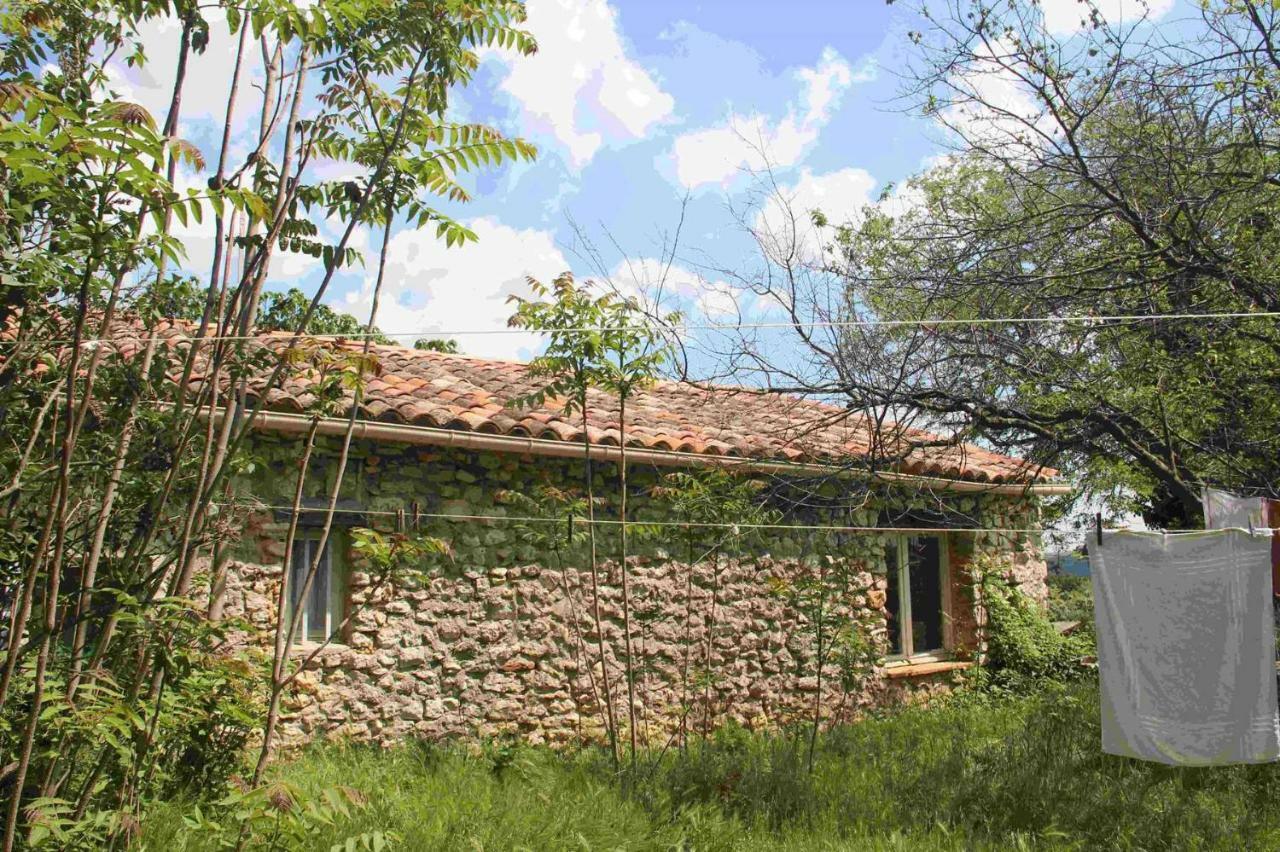 Studio Gard Calme Et Nature Russan Bagian luar foto