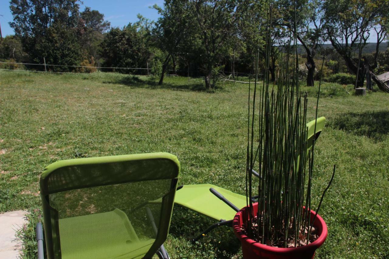 Studio Gard Calme Et Nature Russan Bagian luar foto