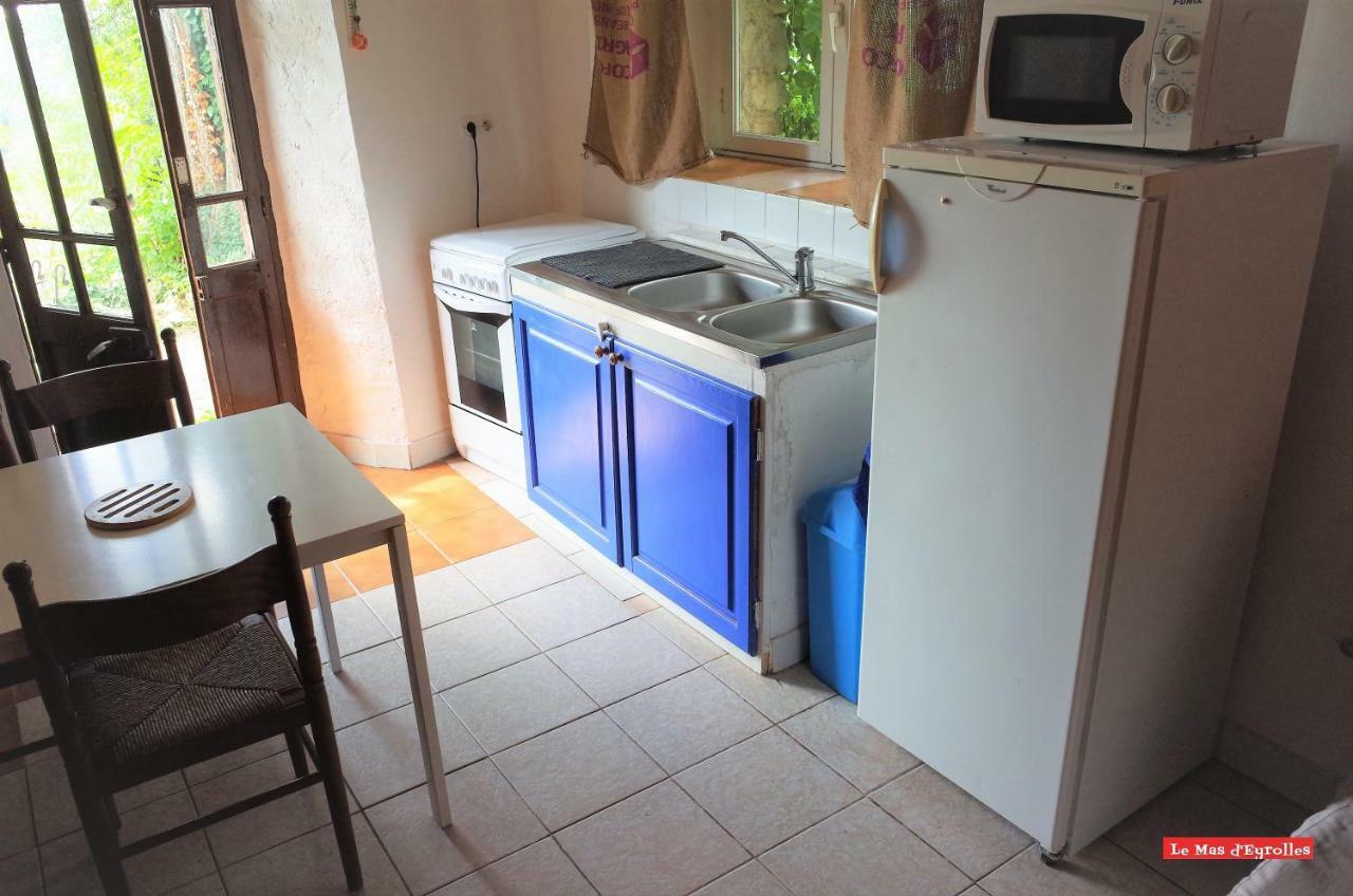 Studio Gard Calme Et Nature Russan Bagian luar foto