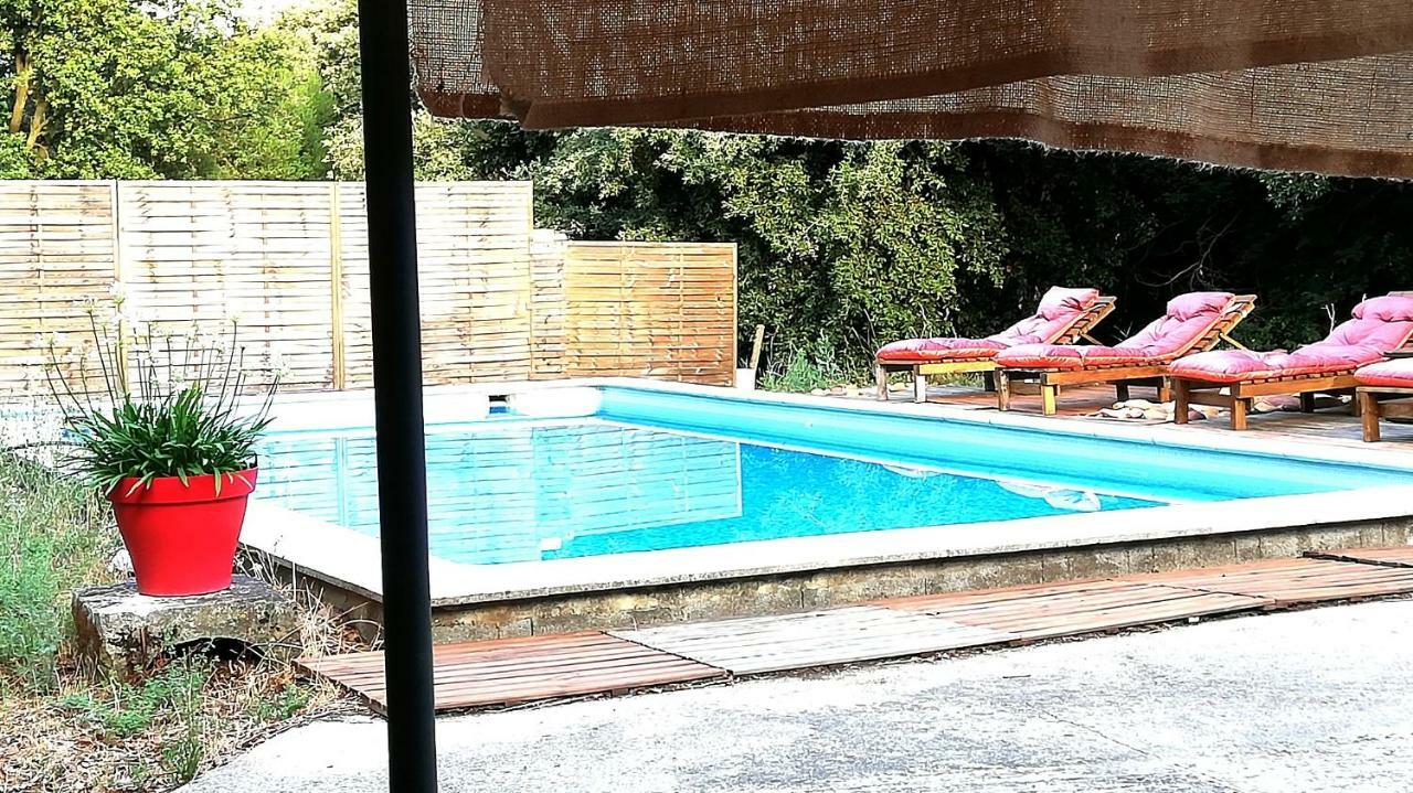 Studio Gard Calme Et Nature Russan Bagian luar foto